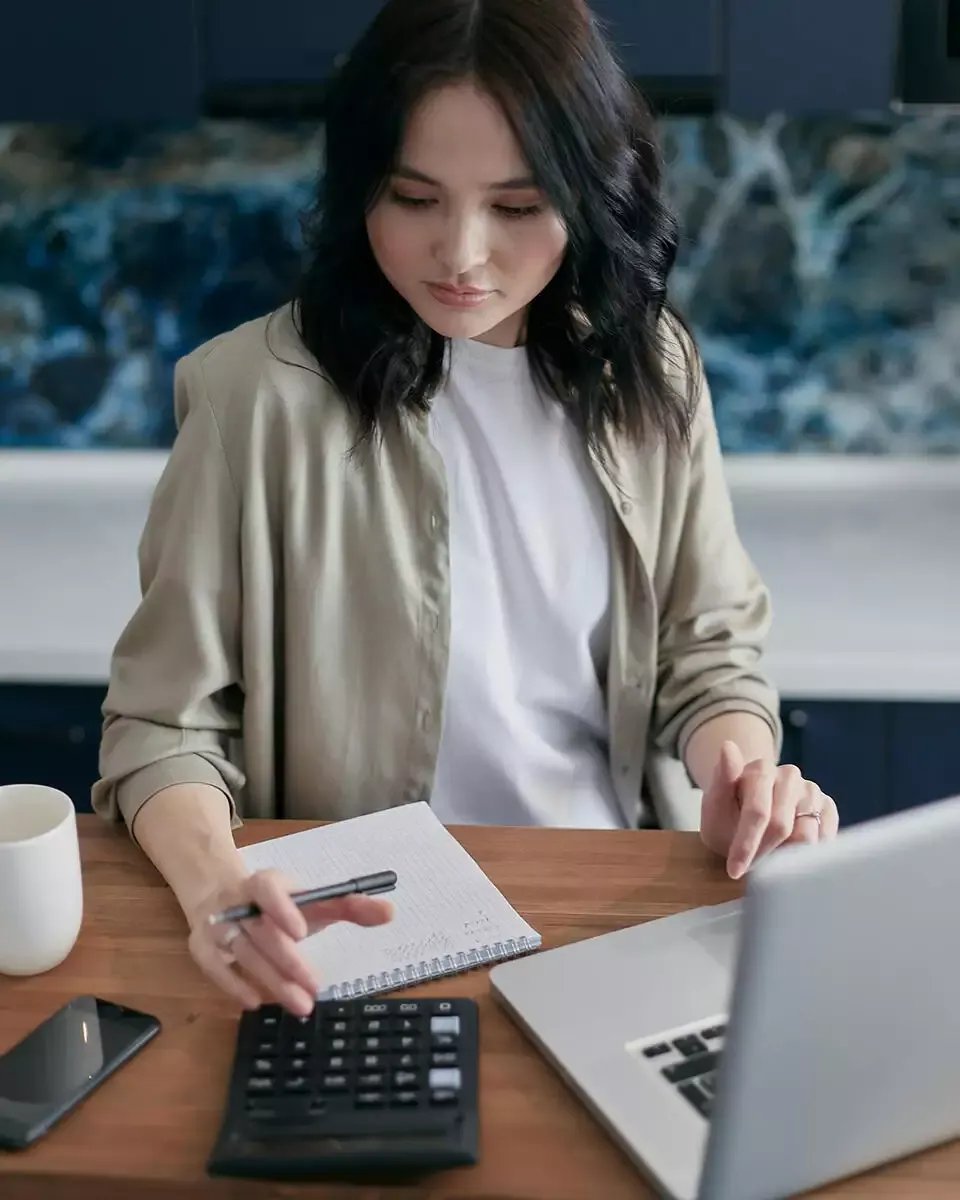 Was kostet ein DMS? Wir erklären, welche kosten mit einem DMS verbunden sind.